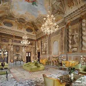מלון Grand Continental - Starhotels Collezione